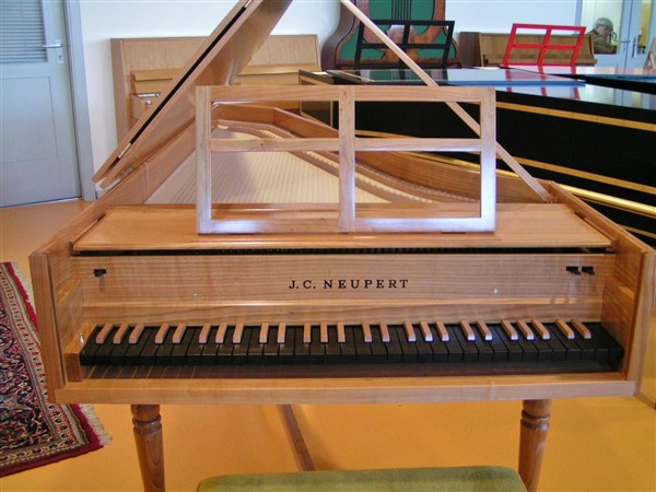 Telemann Neupert Harpsichord